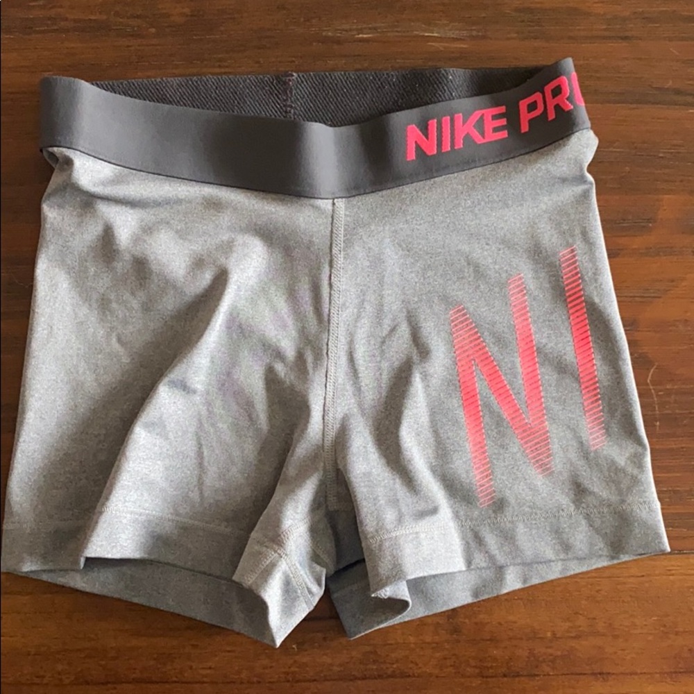 Nike pro short